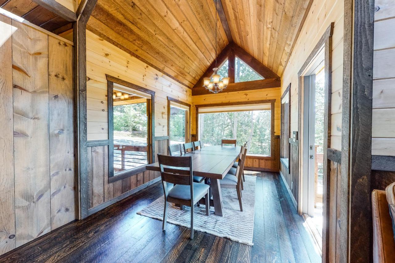 Whispering Woods Villa Блу Ридж Екстериор снимка