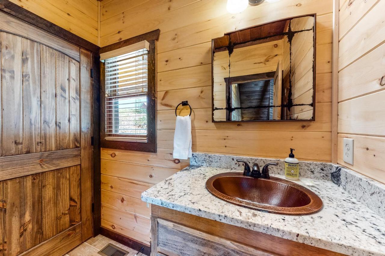 Whispering Woods Villa Блу Ридж Екстериор снимка