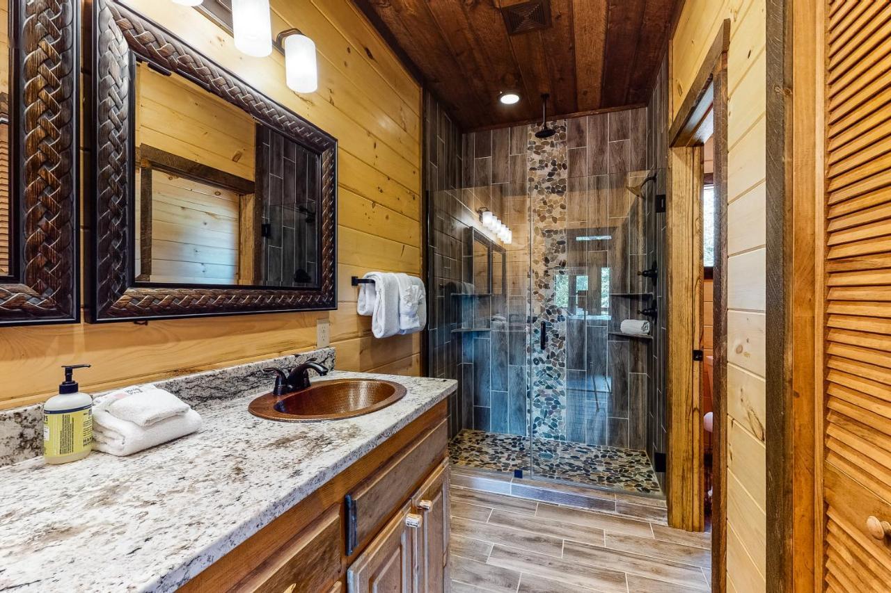 Whispering Woods Villa Блу Ридж Екстериор снимка