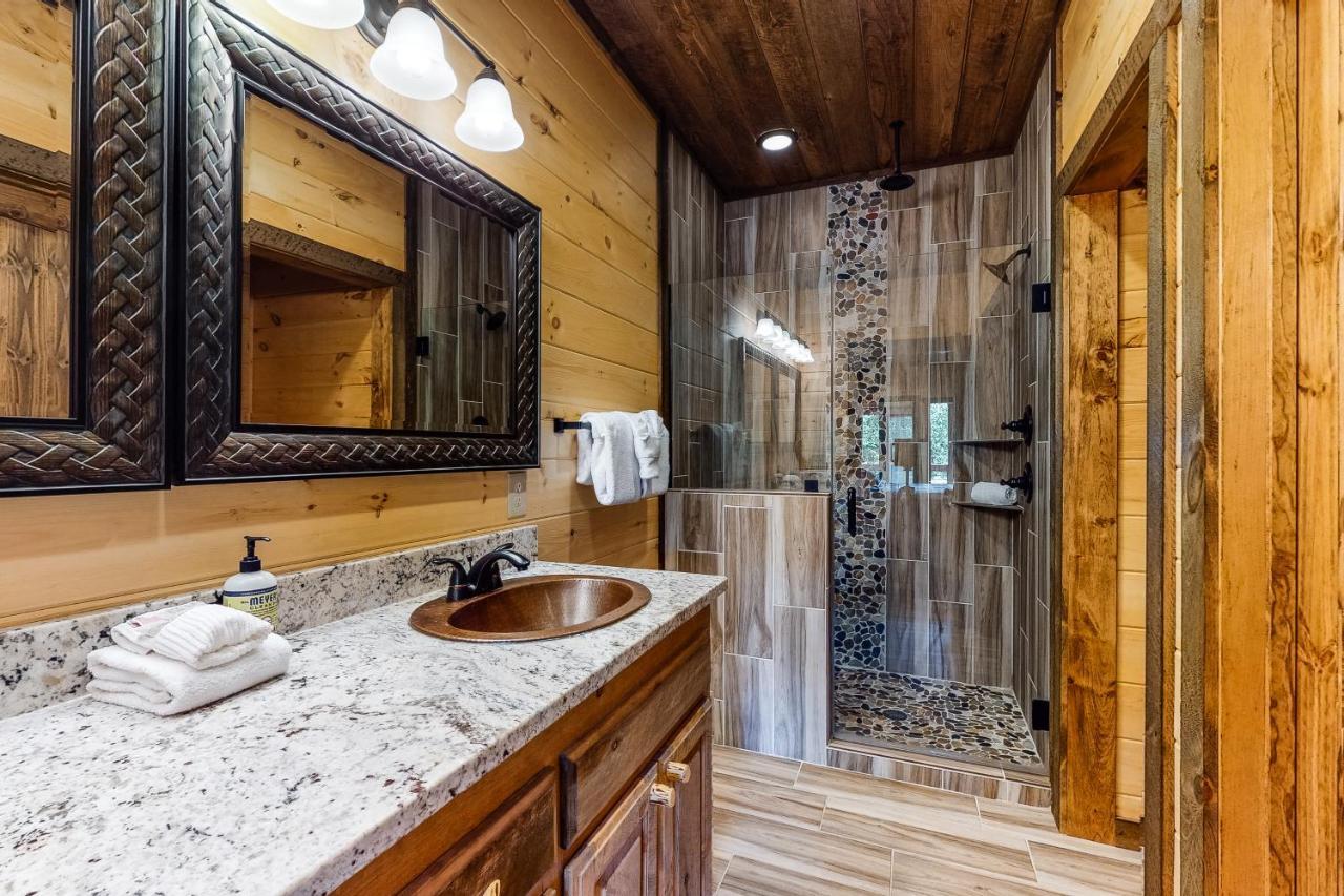 Whispering Woods Villa Блу Ридж Екстериор снимка
