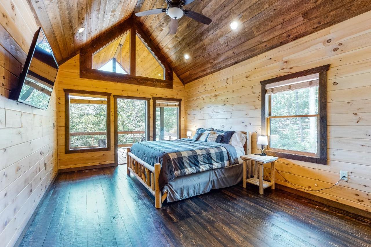 Whispering Woods Villa Блу Ридж Екстериор снимка