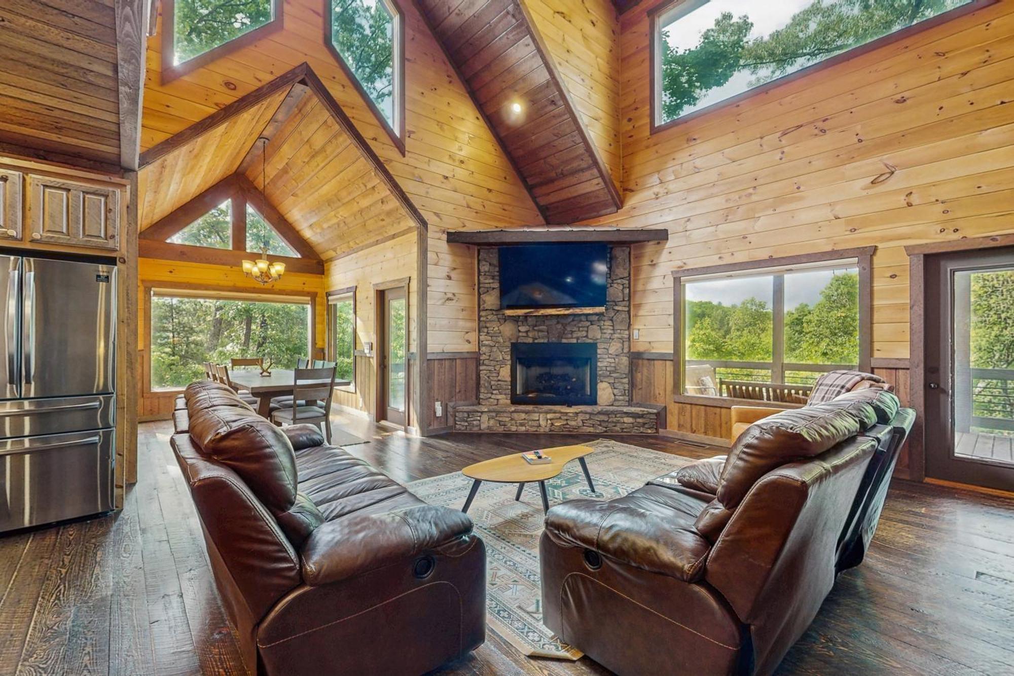Whispering Woods Villa Блу Ридж Екстериор снимка