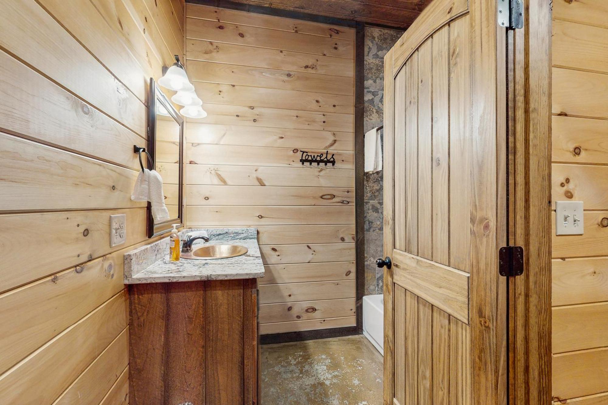 Whispering Woods Villa Блу Ридж Екстериор снимка