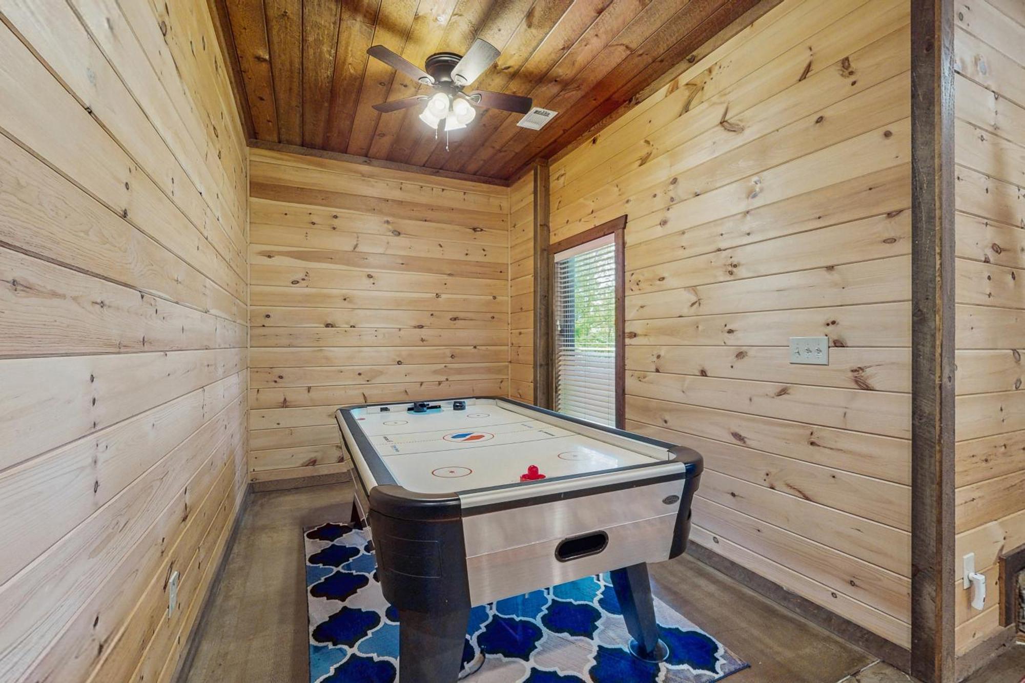 Whispering Woods Villa Блу Ридж Екстериор снимка