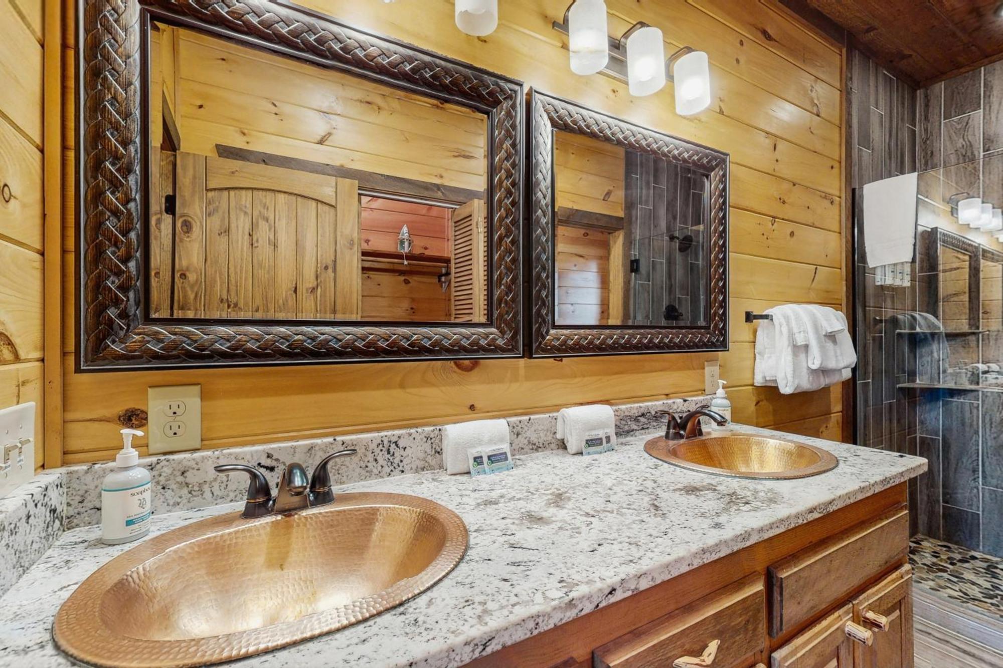 Whispering Woods Villa Блу Ридж Екстериор снимка