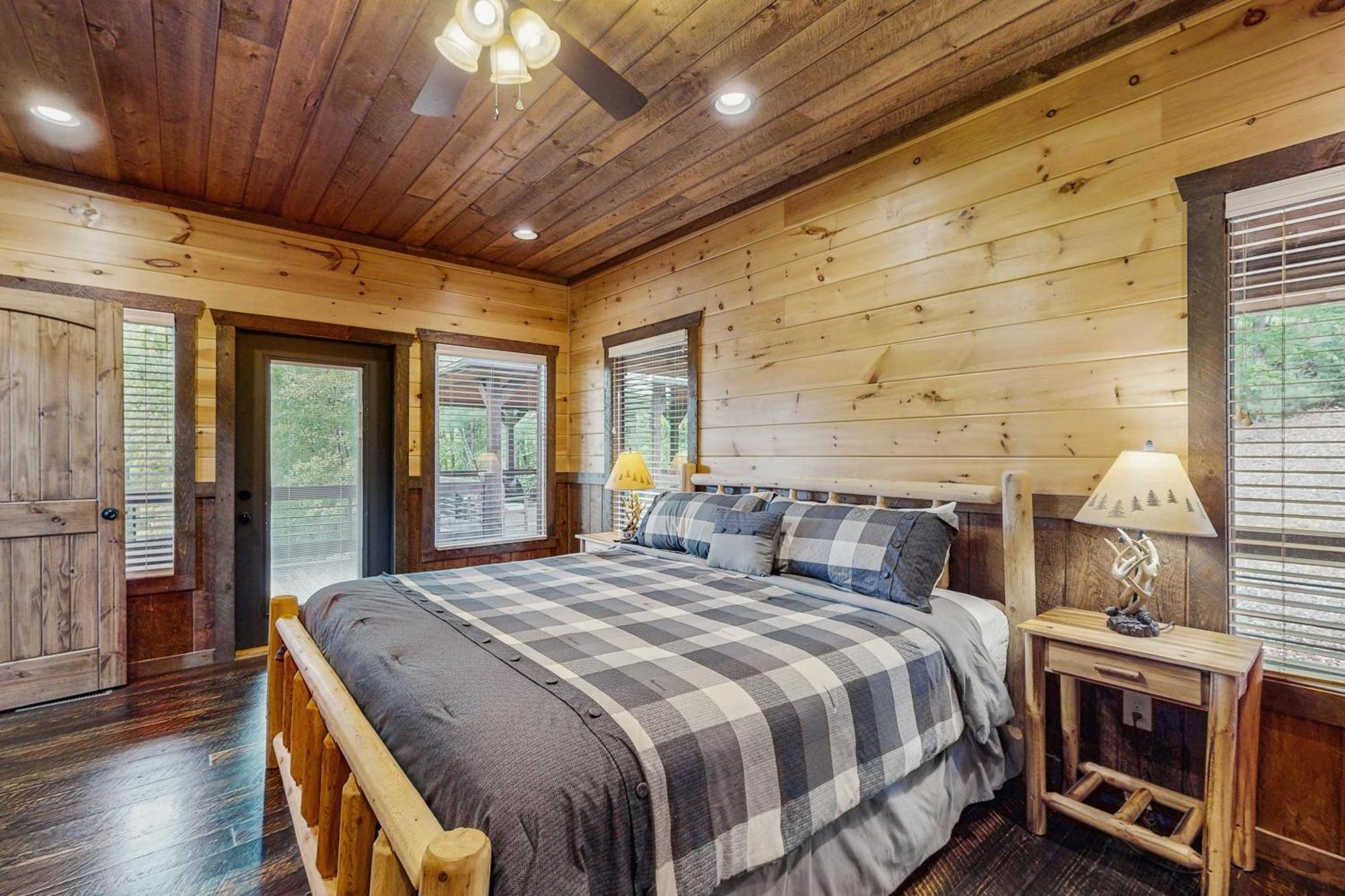Whispering Woods Villa Блу Ридж Екстериор снимка